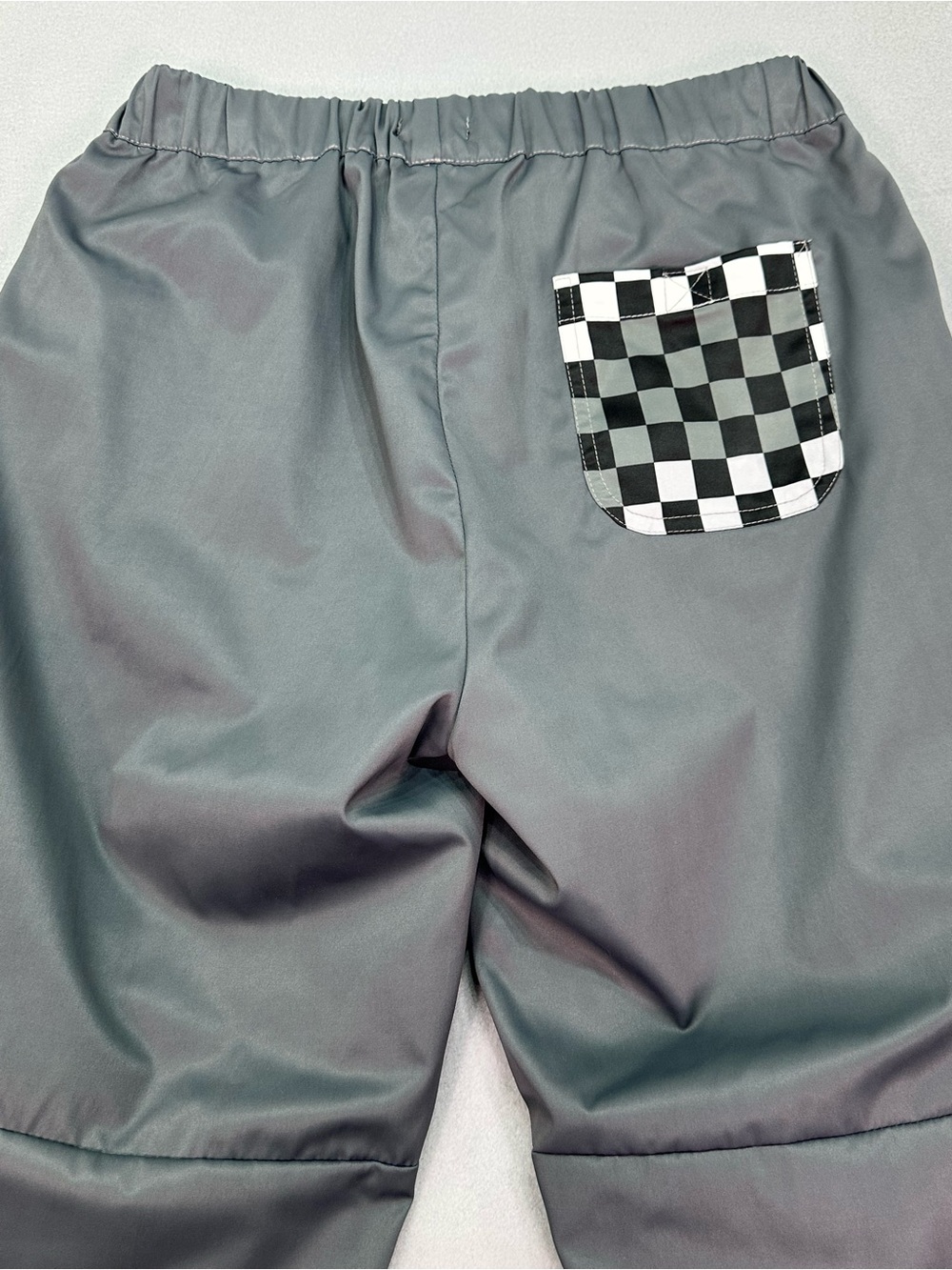 Yubikwate Men's Green Gray Lightweight Joggers with Patch Detail Size Medium - Picture 5 of 14